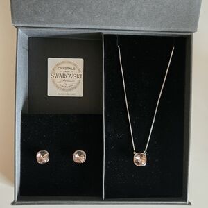 NEW Nic & Syd Bijou Crystal Earrings/Necklace Set